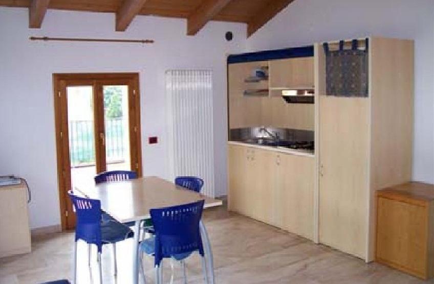 ريجّو إيميليا Residence La Vecchia Reggio الغرفة الصورة